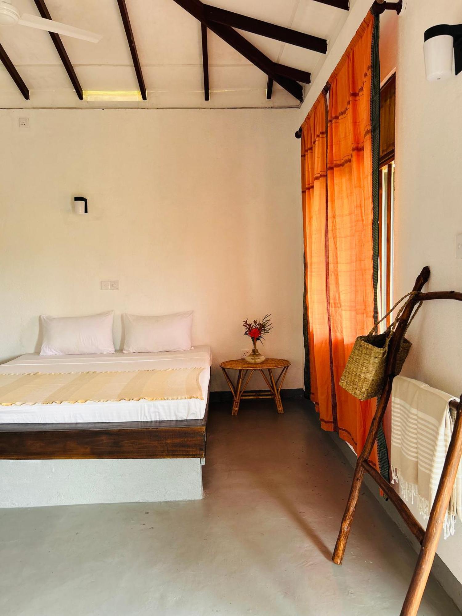 Hotel One Bhakthi à Ahangama Extérieur photo