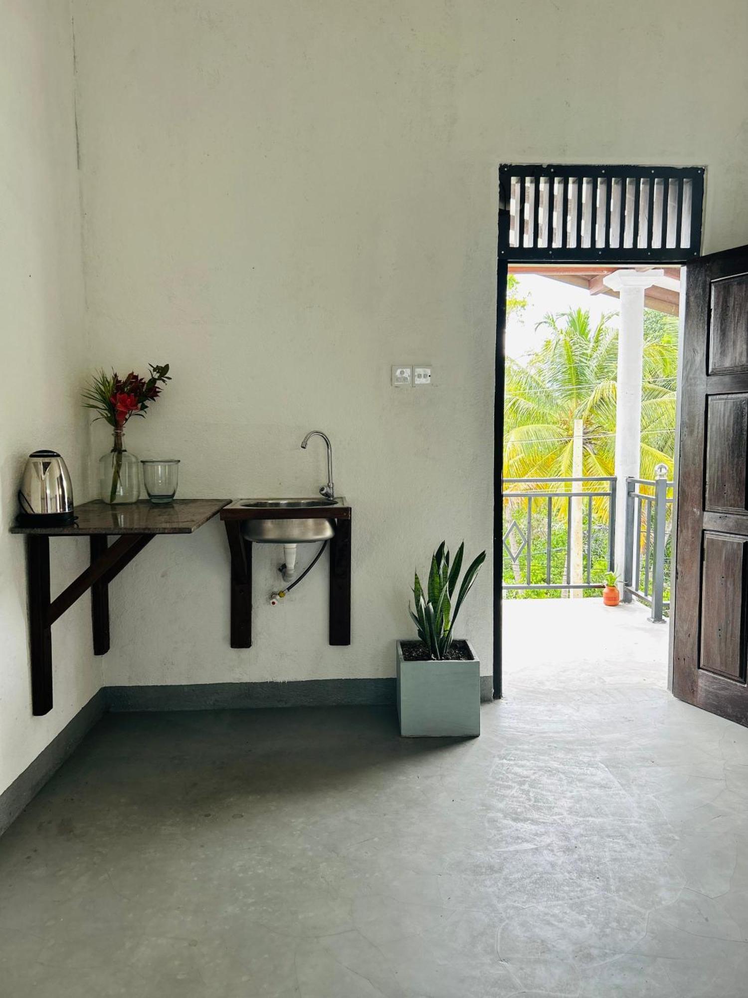 Hotel One Bhakthi à Ahangama Extérieur photo