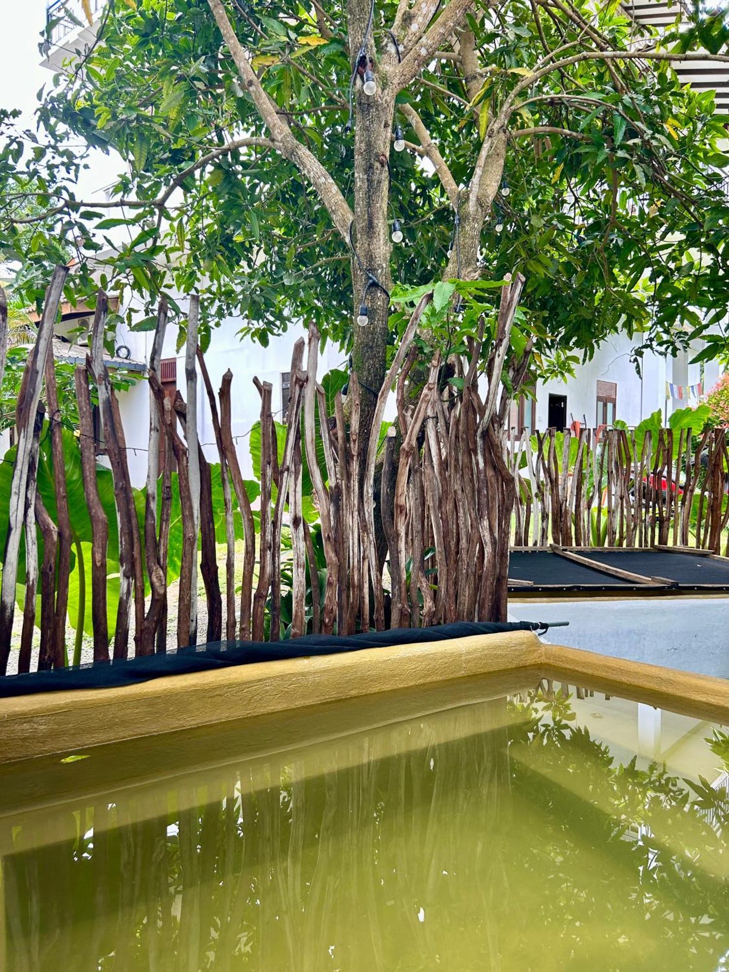 Hotel One Bhakthi à Ahangama Extérieur photo