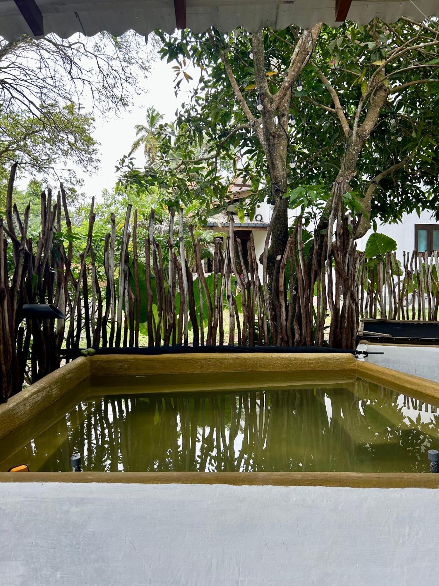 Hotel One Bhakthi à Ahangama Extérieur photo
